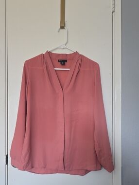 Jones New York Rose Pink V-Neck Long Sleeve Blouse